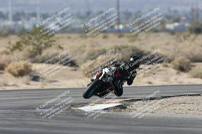 media/Dec-07-2025-CVMA (Sun) [[3e7d2de5dc]]/Race 5-Formula UL-CVMA Hooligans-American Thunder/